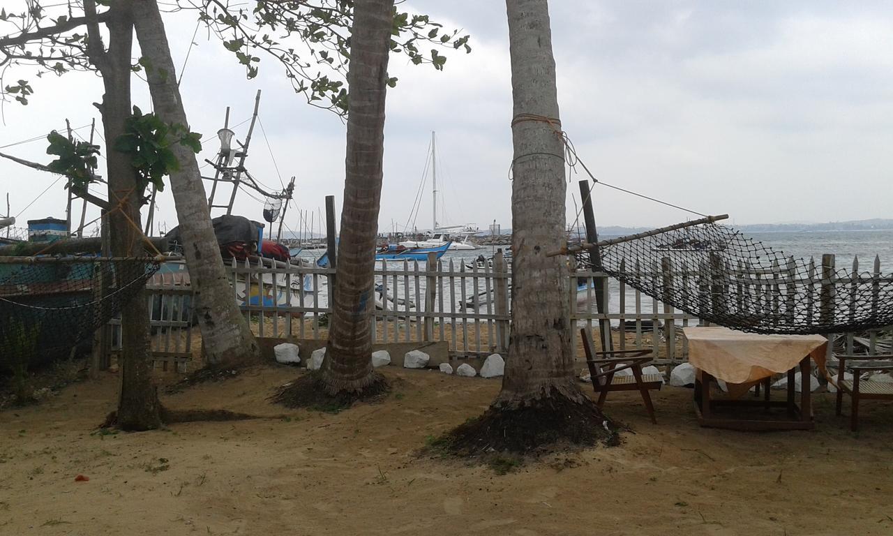 Sea Shine Beach Resort Mirissa Kültér fotó