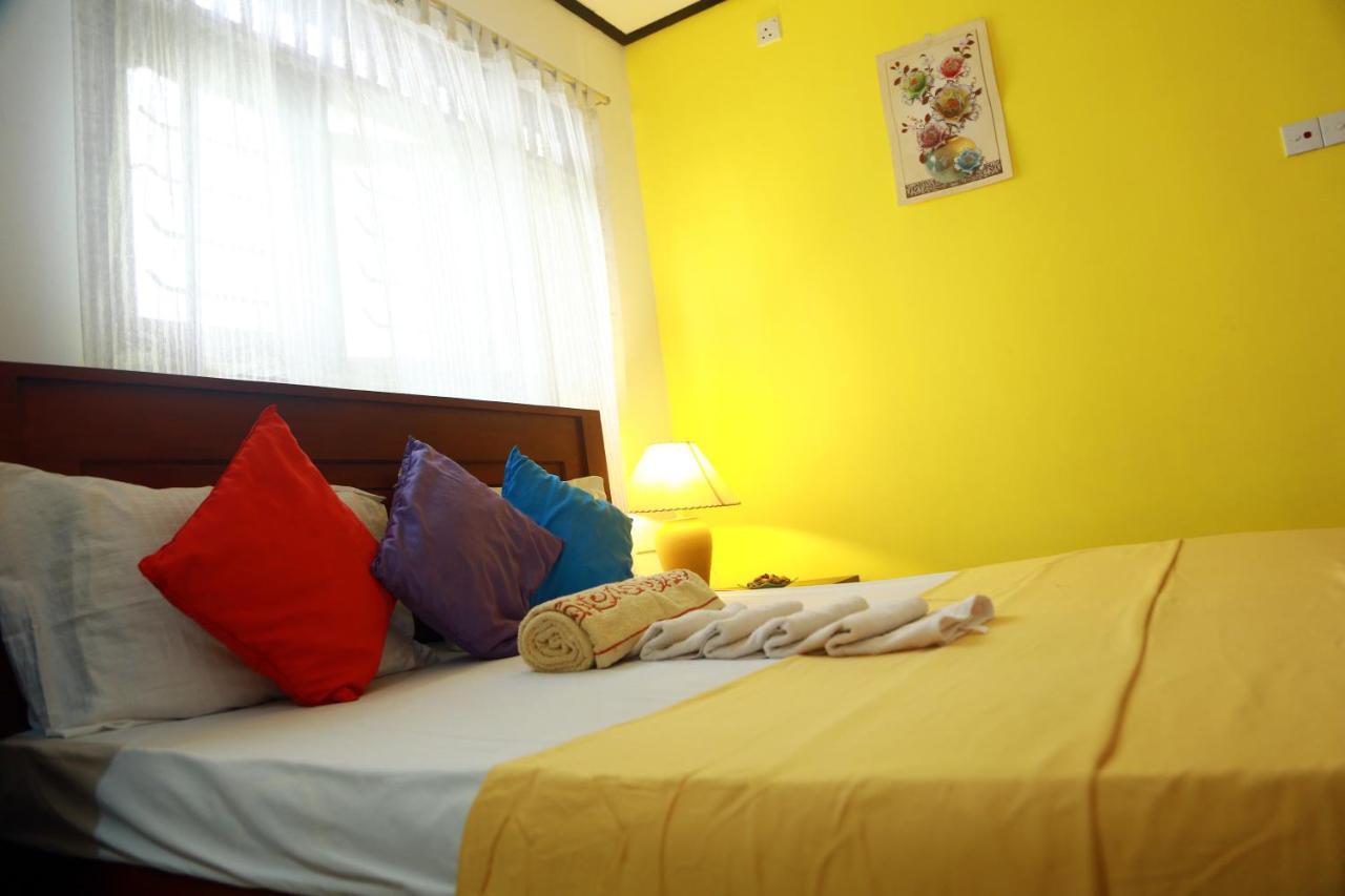 Sea Shine Beach Resort Mirissa Kültér fotó