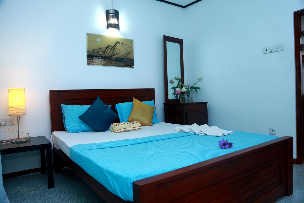 Sea Shine Beach Resort Mirissa Kültér fotó