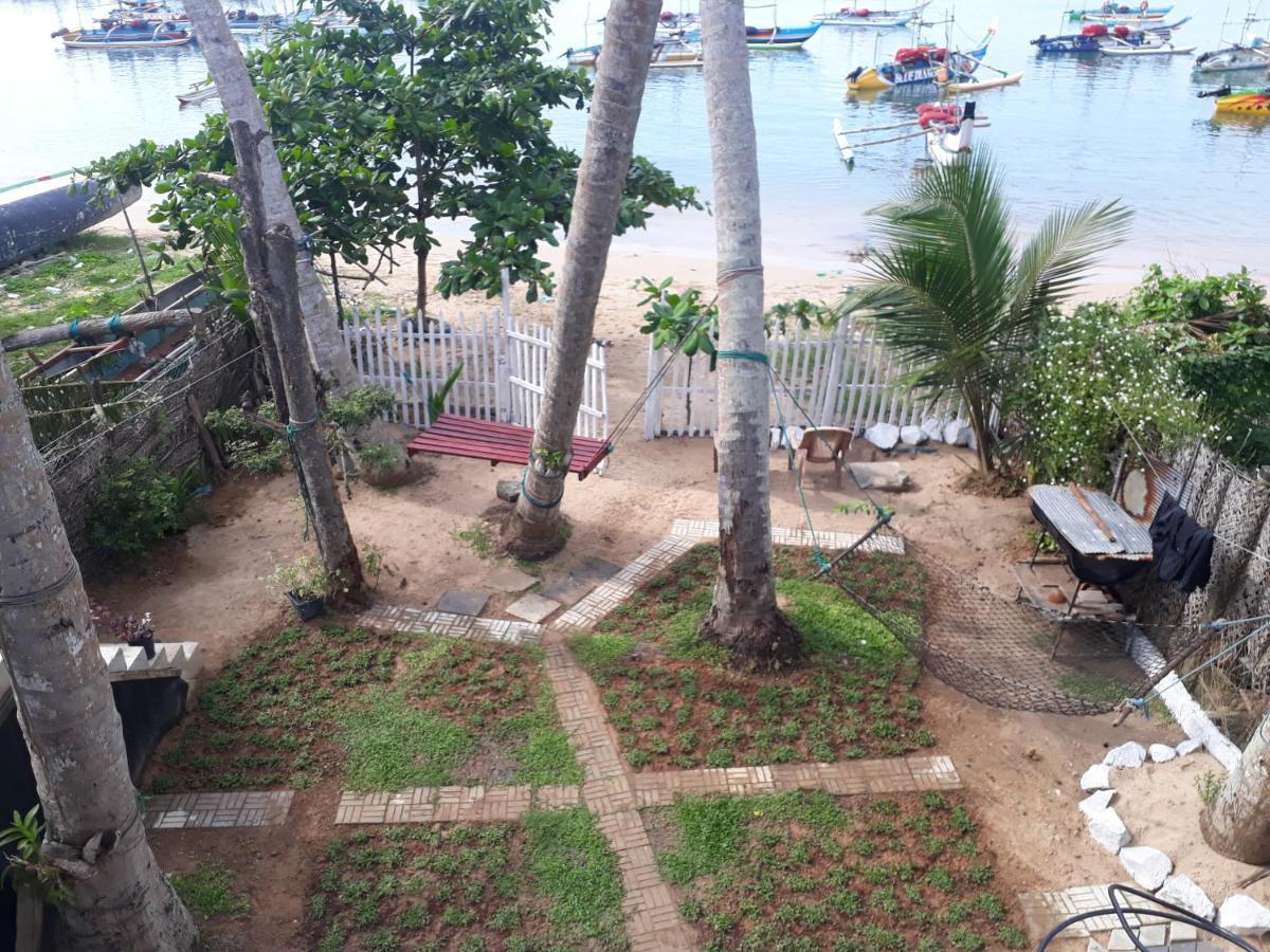 Sea Shine Beach Resort Mirissa Kültér fotó